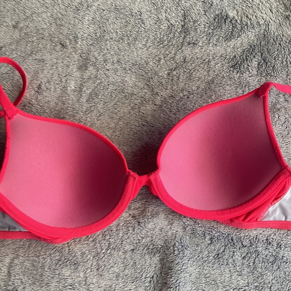 PINK VS💫Neon Pink Lightly Padded T-Shirt Bra - Picture 7 of 10